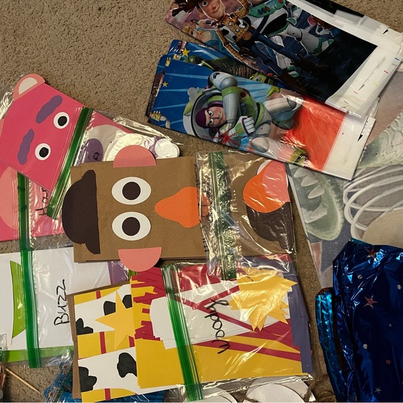 Toy Story birthday party in a box - Picture 5 of 8